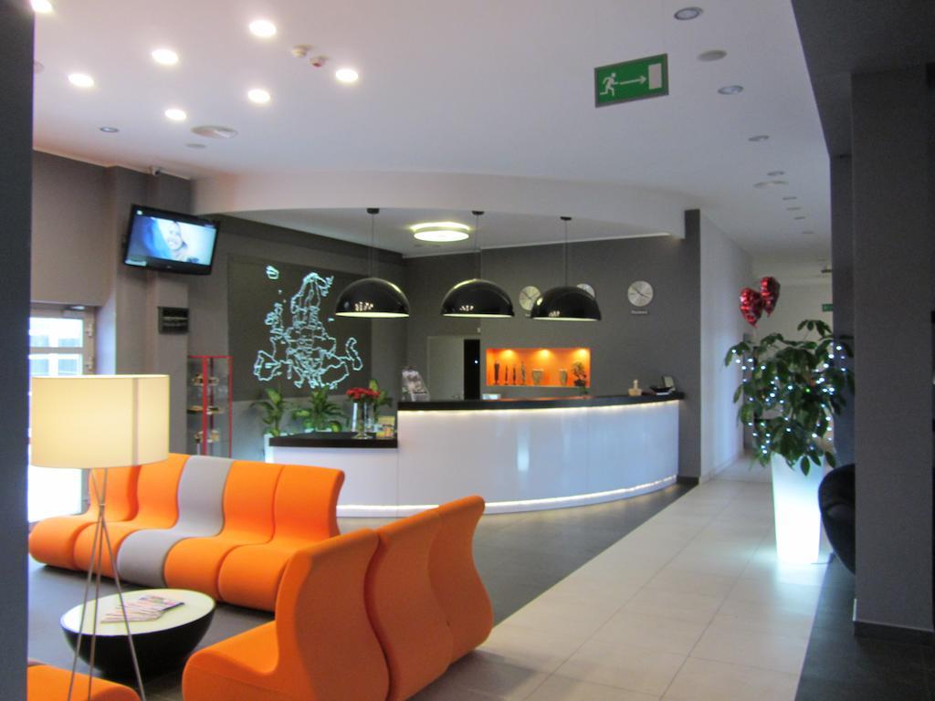 Hotel Europa Lubiń Esterno foto